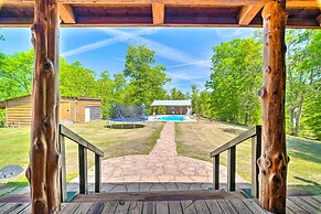Rustic Woodville Getaway With Pool & Guest House