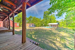 Rustic Woodville Getaway With Pool & Guest House