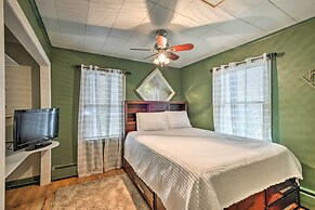 Stylish Suburban Getaway, 10 Miles to Royal Mtn!