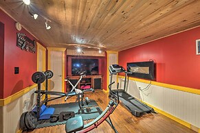 Stylish Suburban Getaway, 10 Miles to Royal Mtn!