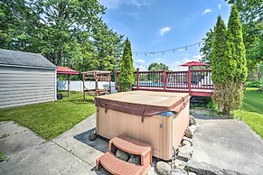 Stylish Suburban Getaway, 10 Miles to Royal Mtn!