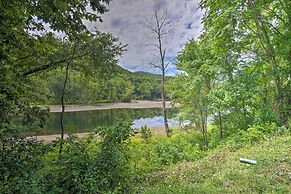 Waterfront Branson Family Condo < 5 Mi to Strip!