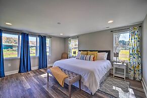 Scenic Home on 20-acre Farm: Families Welcome