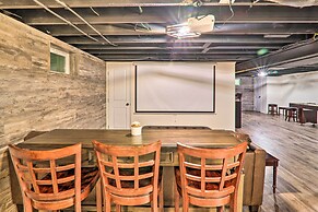 Sunroom, Fire Pit + Sauna: Lake Locust Village Gem