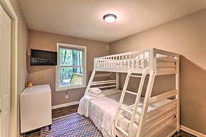 Sunroom, Fire Pit + Sauna: Lake Locust Village Gem