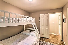 Sunroom, Fire Pit + Sauna: Lake Locust Village Gem