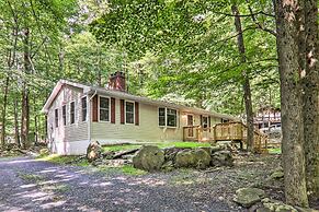 Sunroom, Fire Pit + Sauna: Lake Locust Village Gem