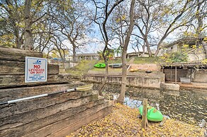 Dog-friendly Kingsland Rental on Lake Lbj!