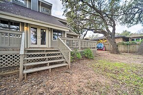 Dog-friendly Kingsland Rental on Lake Lbj!