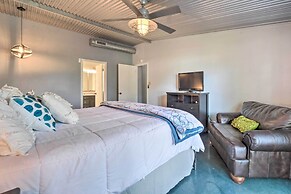 Dog-friendly Kingsland Rental on Lake Lbj!