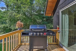 Deck & Gas Grill: Modern East Stroudsburg Home!