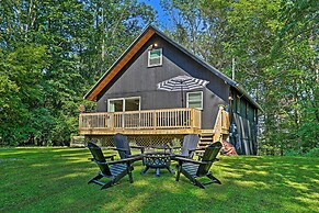 Deck & Gas Grill: Modern East Stroudsburg Home!