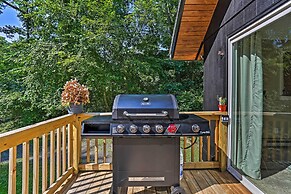 Deck & Gas Grill: Modern East Stroudsburg Home!