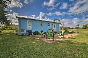 Cozy Texas Cottage < 2 Mi to Rockport Beach!