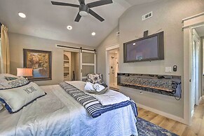 Upscale Cottage With Furnished Lake-view Deck!