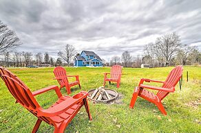 Bellaire Home w/ Game Room & On-site Snow Trails!