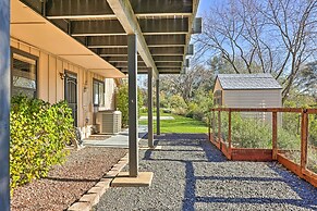 Garden, Balcony & Scenic View: Sonora Hideaway!