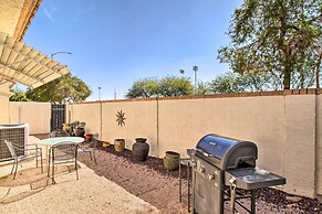 7 Mi to Mill Ave: Bbq-ready Mesa Townhouse