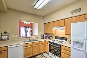 7 Mi to Mill Ave: Bbq-ready Mesa Townhouse