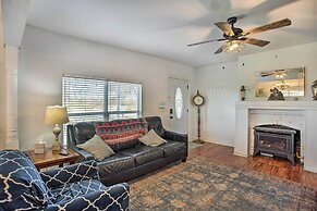 Deck, Grill & Yard: Pet-friendly Van Alstyne Gem!