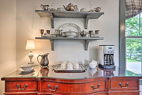 The Ruebling House Cozy Defiance Apartment!