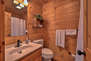 Warm & Cozy Cabin w/ Deck on Top of the Blue Ridge