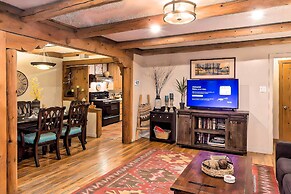 Pet-friendly Clovis Home: Yard, Pergola & Hot Tub