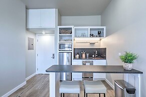 Bright San Marcos Apartment w/ Ideal Location