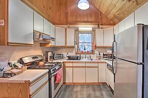 Lakeview Forest Cabin w/ Deck < 1/2 Mile to Beach!