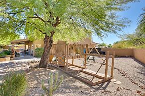 Outdoor Kitchen & Pool: Cave Creek Getaway
