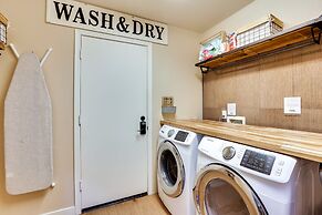 Outdoor Kitchen & Pool: Cave Creek Getaway