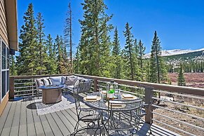 Nomad Haus w/ Mtn Views & Deck - 25 Mi to Breck!