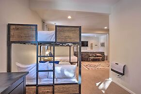 Nomad Haus w/ Mtn Views & Deck - 25 Mi to Breck!