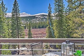 Nomad Haus w/ Mtn Views & Deck - 25 Mi to Breck!