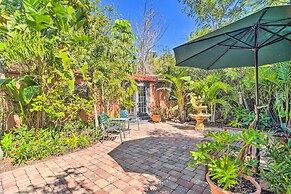Vibrant Sarasota Studio < 1 Mile From the Beach!