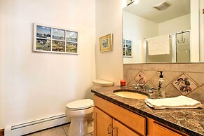 Large Kennebunk Home, Walk to Beach < 2 Mi to Town