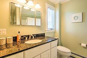 Large Kennebunk Home, Walk to Beach < 2 Mi to Town