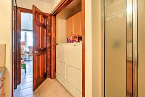 Large Kennebunk Home, Walk to Beach < 2 Mi to Town