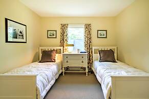 Large Kennebunk Home, Walk to Beach < 2 Mi to Town