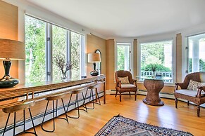 Large Kennebunk Home, Walk to Beach < 2 Mi to Town