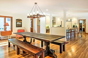 Large Kennebunk Home, Walk to Beach < 2 Mi to Town