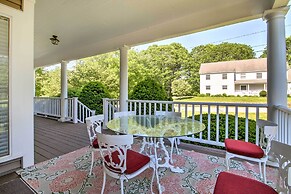 Large Kennebunk Home, Walk to Beach < 2 Mi to Town
