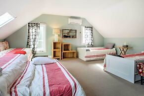 Large Kennebunk Home, Walk to Beach < 2 Mi to Town