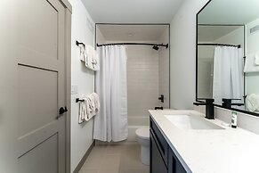 Lake Forest #104d By Summit County Mountain Retreats