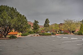 South Sedona Condo w/ Pool Access - Walk to Shops!