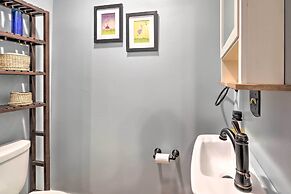 'the Purple House' Apt in Downtown Flagstaff!