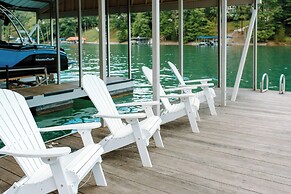 Waterfront Home on Norris Lake w/ Boat Slip!