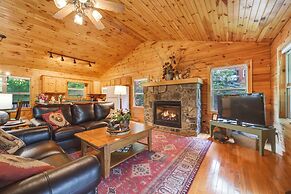 Peaceful Smoky Mountain Cabin w/ Deck & Fire Pit!