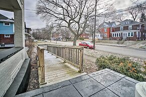 Historic Family Home 2 Mi to Lake Erie & Zoo!