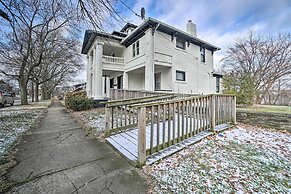 Historic Family Home 2 Mi to Lake Erie & Zoo!